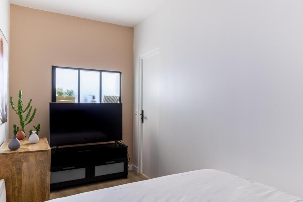 Hsh Batignolles Sauffroy Charming Apartment 8P Париж Экстерьер фото