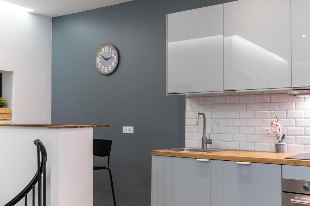 Hsh Batignolles Sauffroy Charming Apartment 8P Париж Экстерьер фото